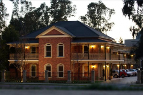 Carlyle Suites & Apartments, Wagga Wagga